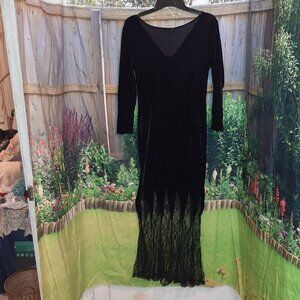 Women's Mermaid  V Collar Black Lace Maxi Dress